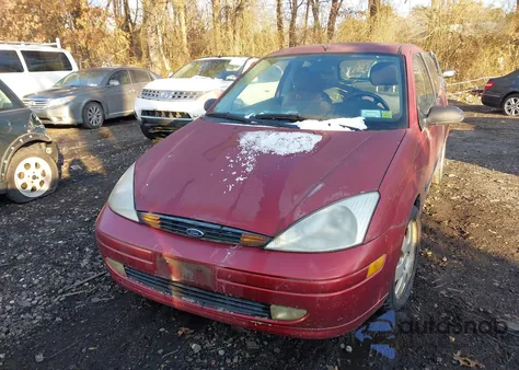 2001 Ford Focus Zx3 z USA, uszkodzony, nr VIN 3FAFP31311R128772